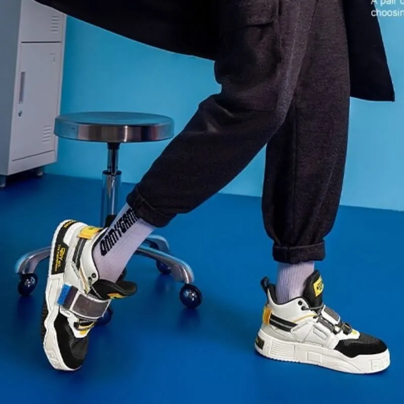066 -'33Y' art the Mainstream Sneaker