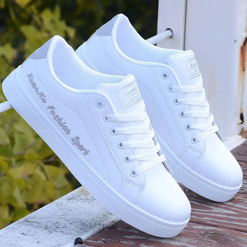 2022 Autumn Men Casual Shoes Winter Men&#39;s Board Shoes Light Sports Shoes Men Tennis Sneaker Soft White Shoes Male Flat Shoes