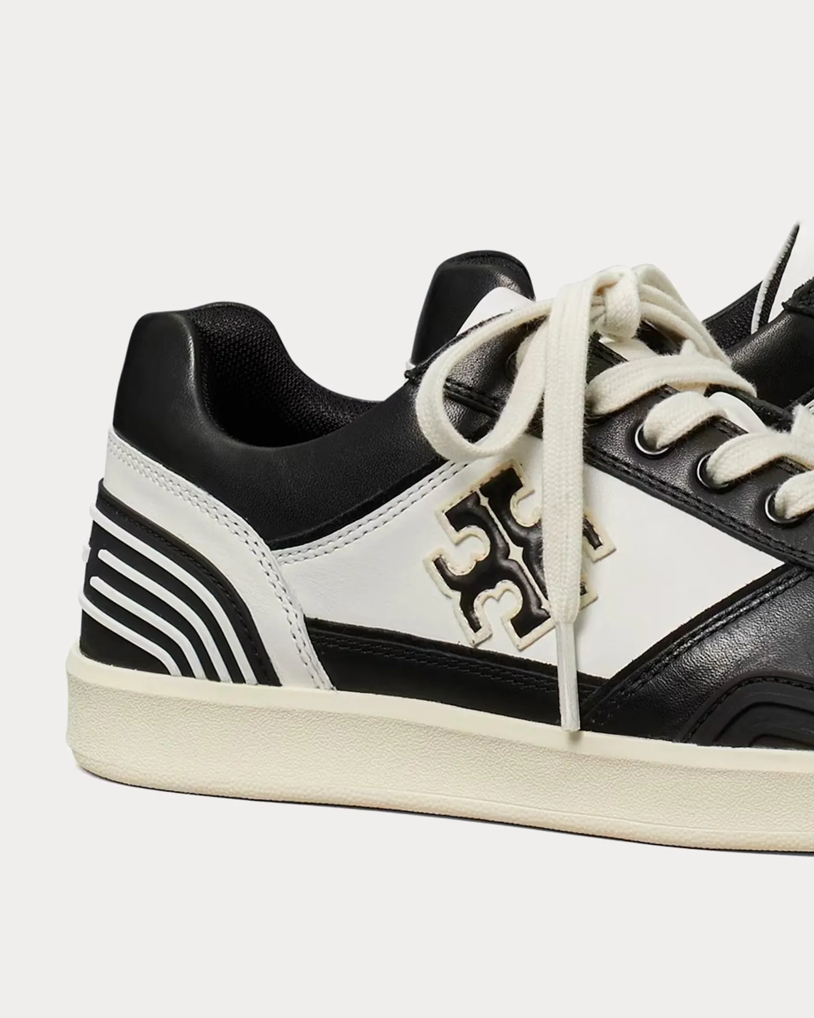 Clover Court Purity / Perfect Black Low Top Sneakers