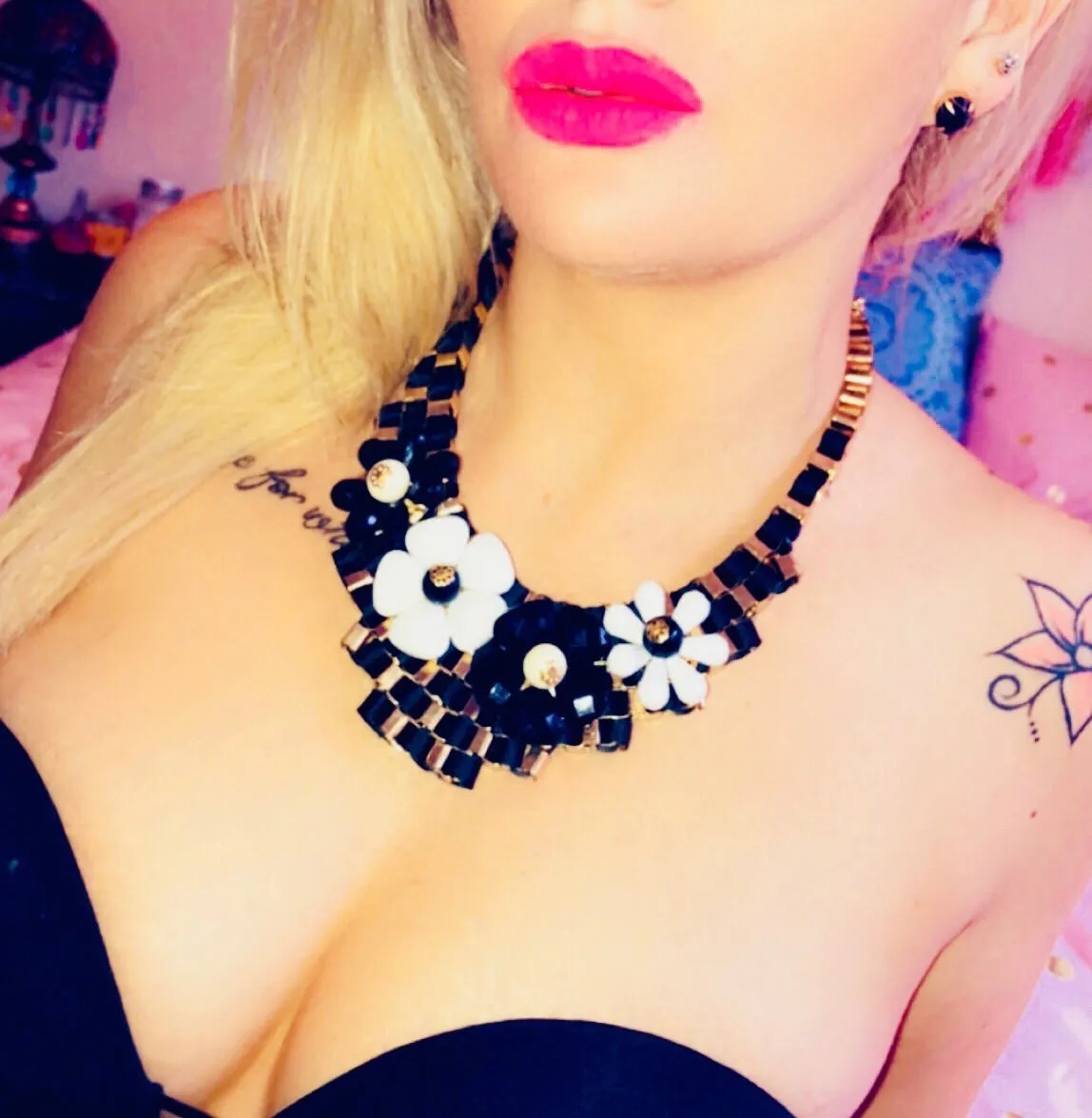 FLOWER CHAIN NECKLACE & EARRING SET