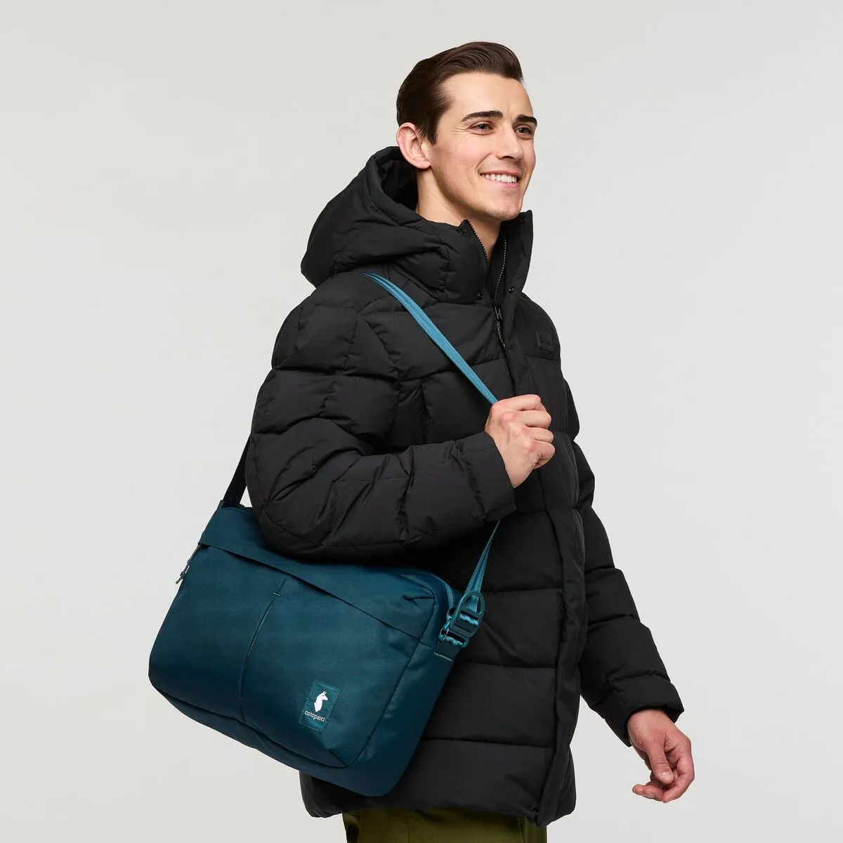 Mente 15L Messenger Bag - Cada Día