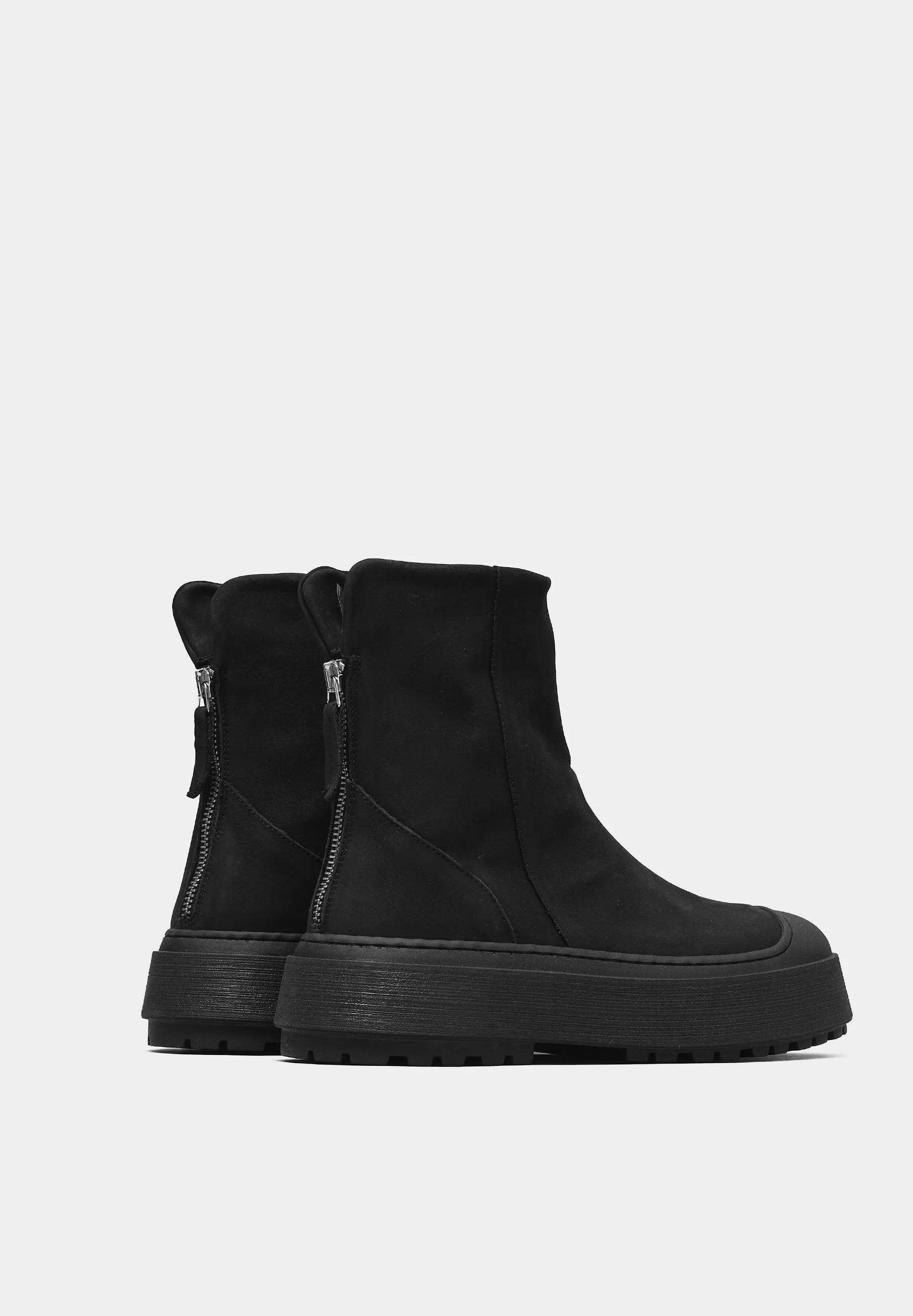 Mesa Black Nubuck