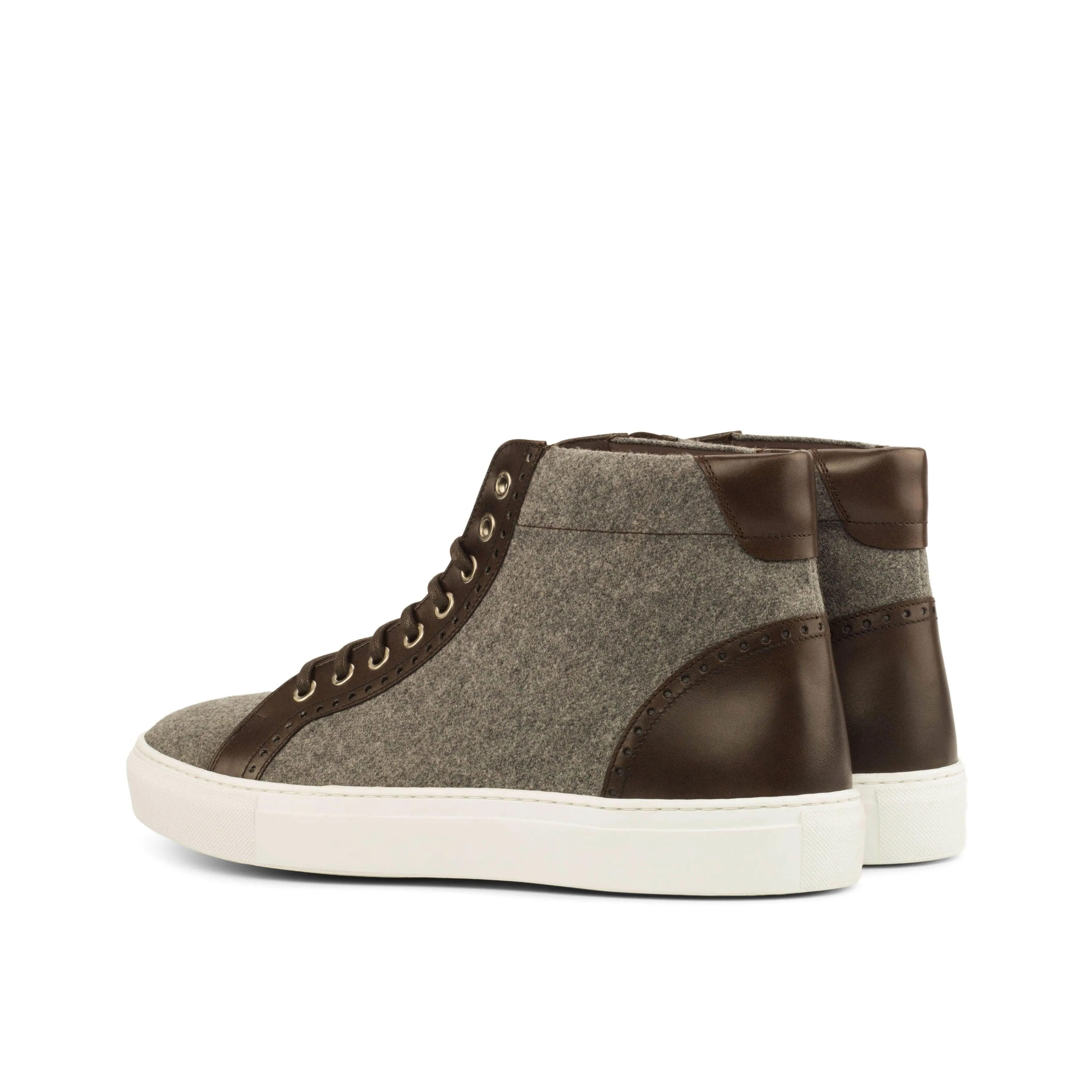 RQ72 High Kicks Sneakers