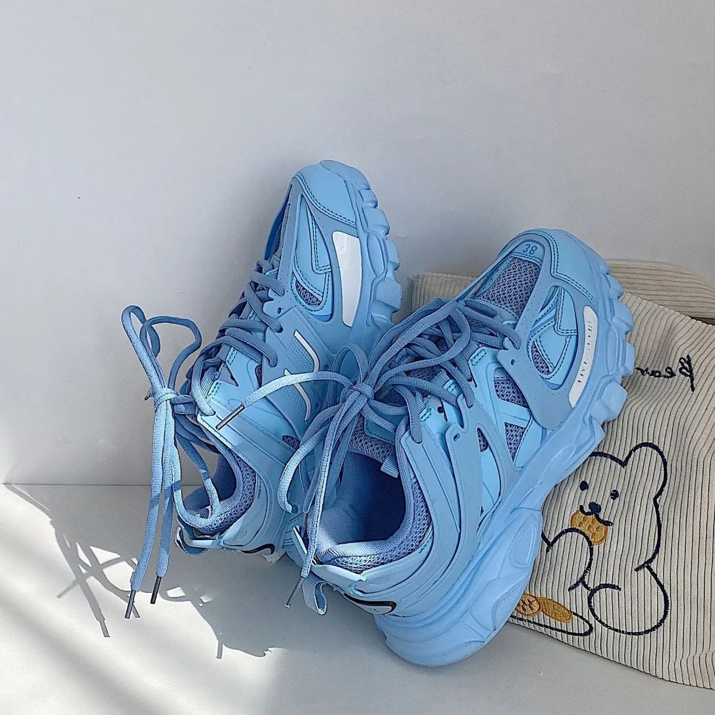 xiangtuibao Lovely Pink Chunky Sneakers Women  Thick Sole Girls Sport Shoes Bright Green Fashion Casual Dad Shoes Female Footwear